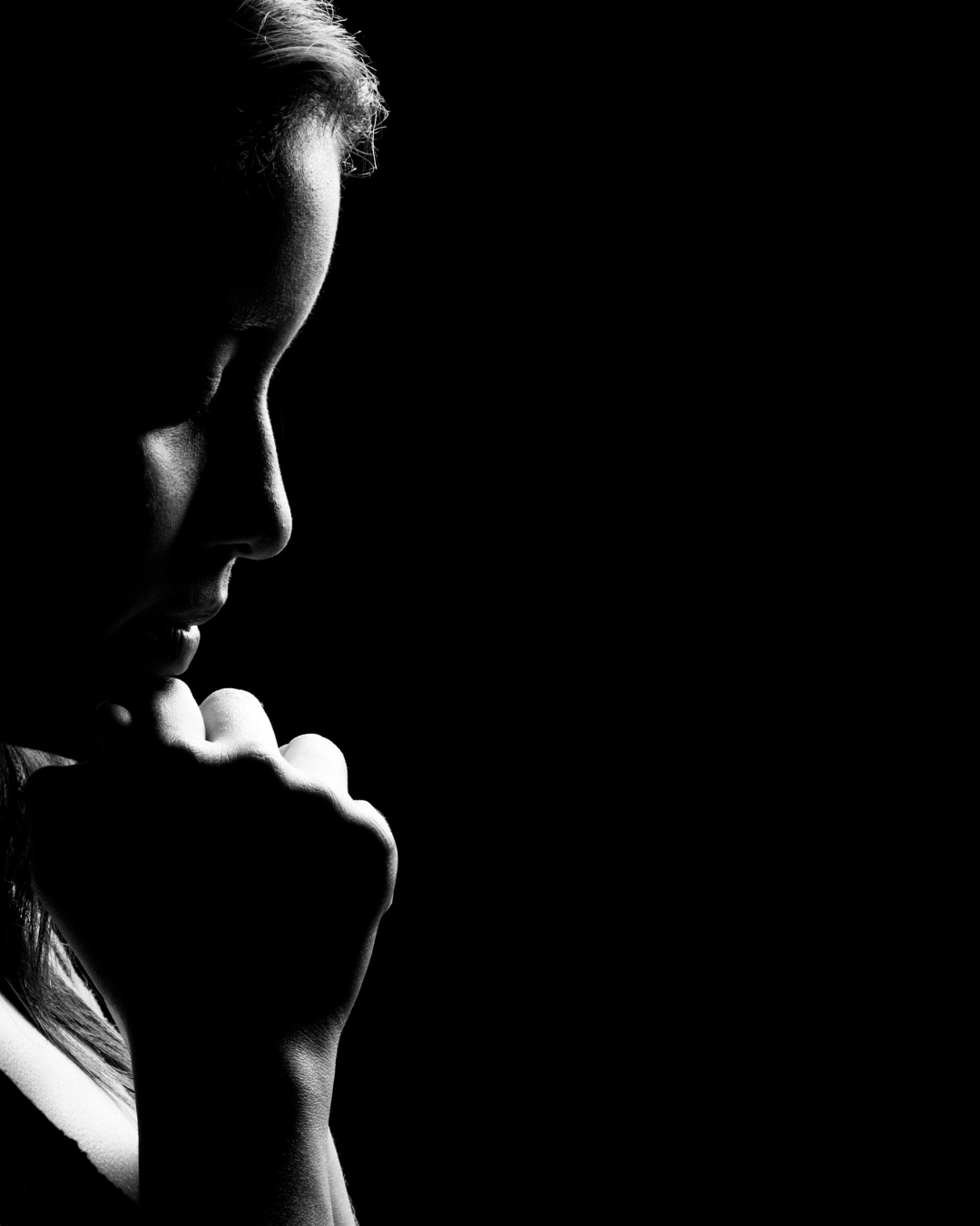 Cómo sanar heridas internas con Dios: Una perspectiva teológica y bíblica